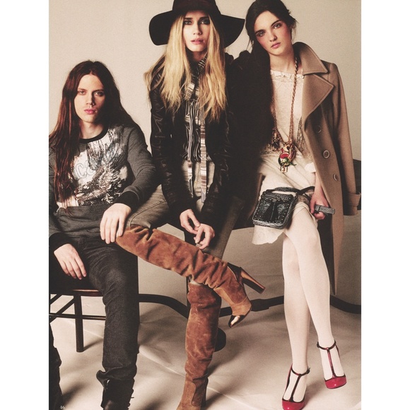 Meet your Posher, Denim&Silk - Picture 9 of 14